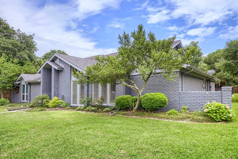 6008 Spring Flower Trail, Dallas TX 75248 - Photo 2