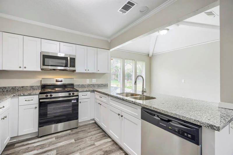 6008 Spring Flower Trail, Dallas TX 75248 - Photo 12