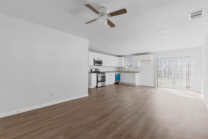 2117 Frazier Street, Greenville TX 75401 - Photo 3