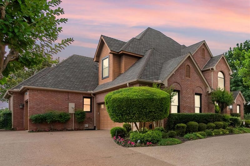 719 Morningside Drive, Mansfield TX 76063 - Photo 3