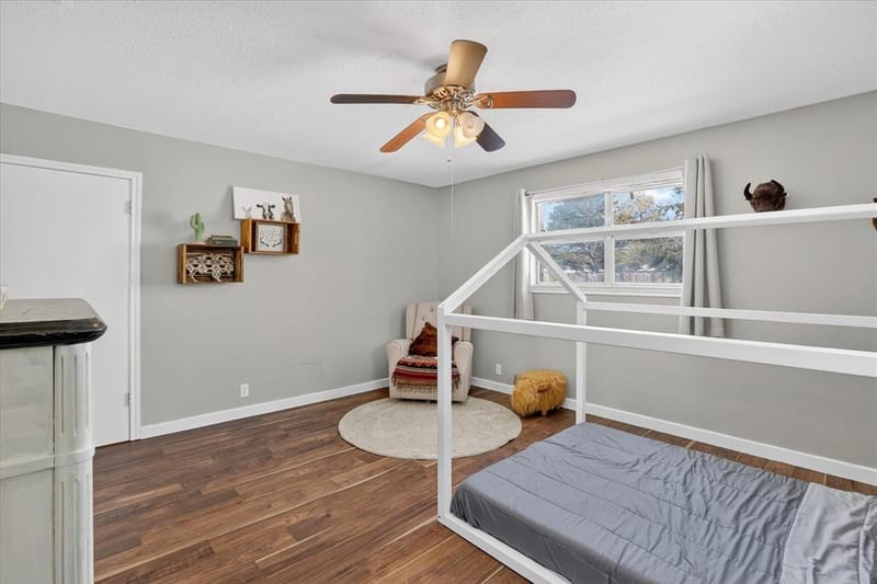 702 El Camino Real, Chico TX 76431 - Photo 27