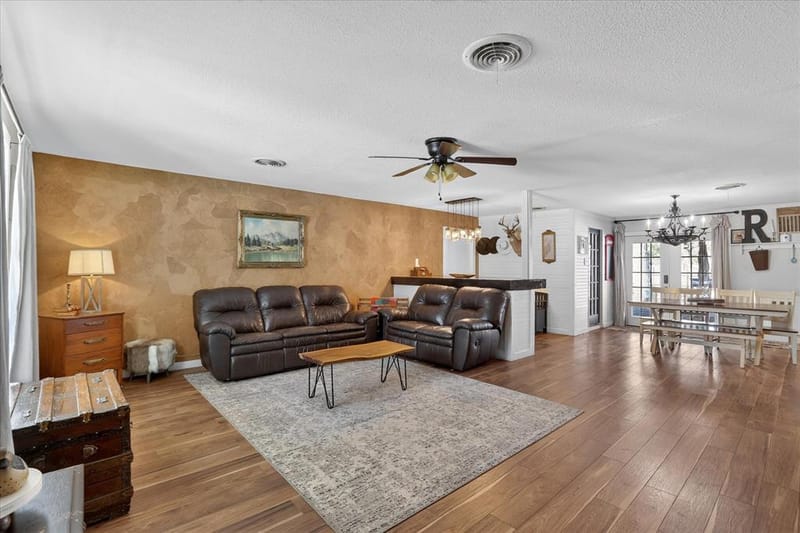 702 El Camino Real, Chico TX 76431 - Photo 6