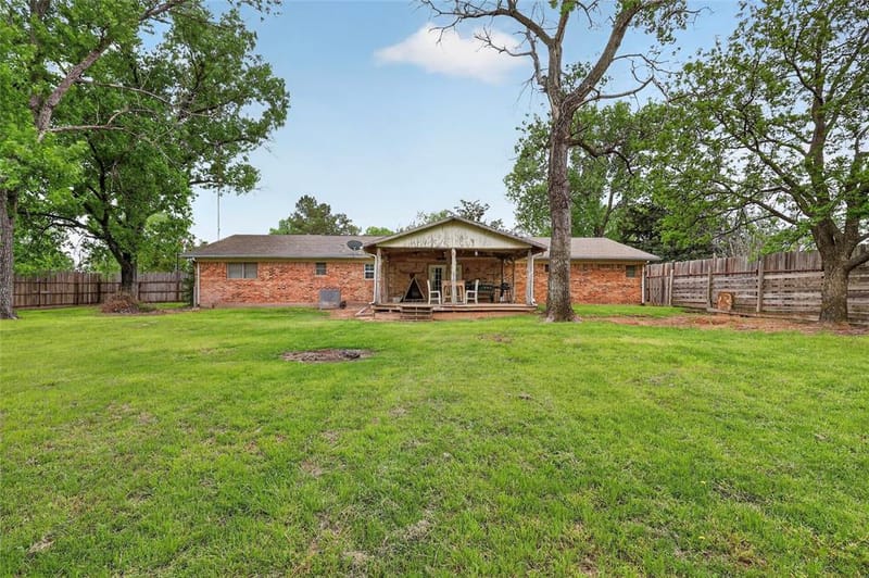 702 El Camino Real, Chico TX 76431 - Photo 33