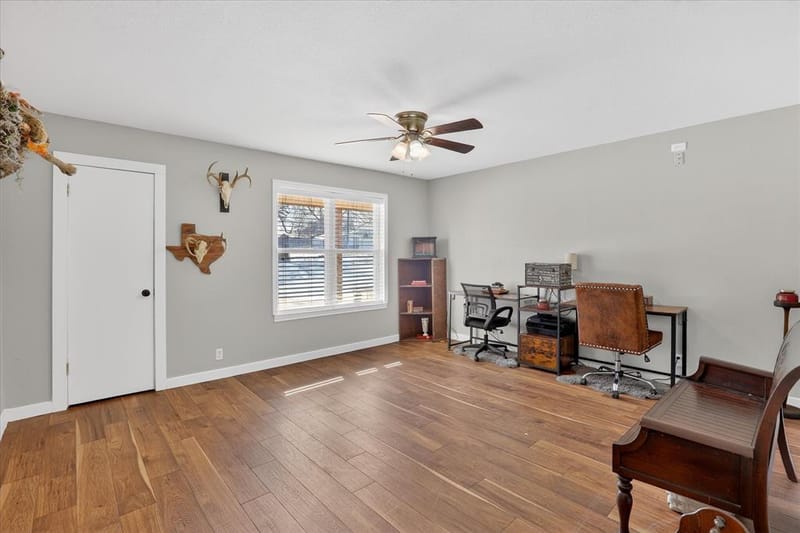 702 El Camino Real, Chico TX 76431 - Photo 19