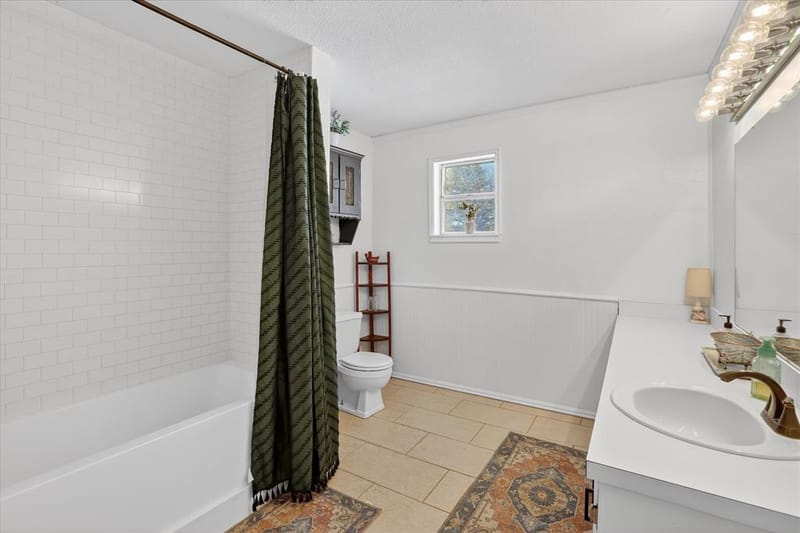 702 El Camino Real, Chico TX 76431 - Photo 29