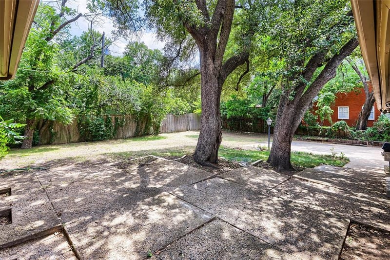 6606 Stonebrook Circle, Dallas TX 75240 - Photo 27
