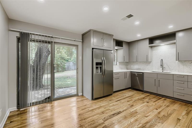 6606 Stonebrook Circle, Dallas TX 75240 - Photo 16