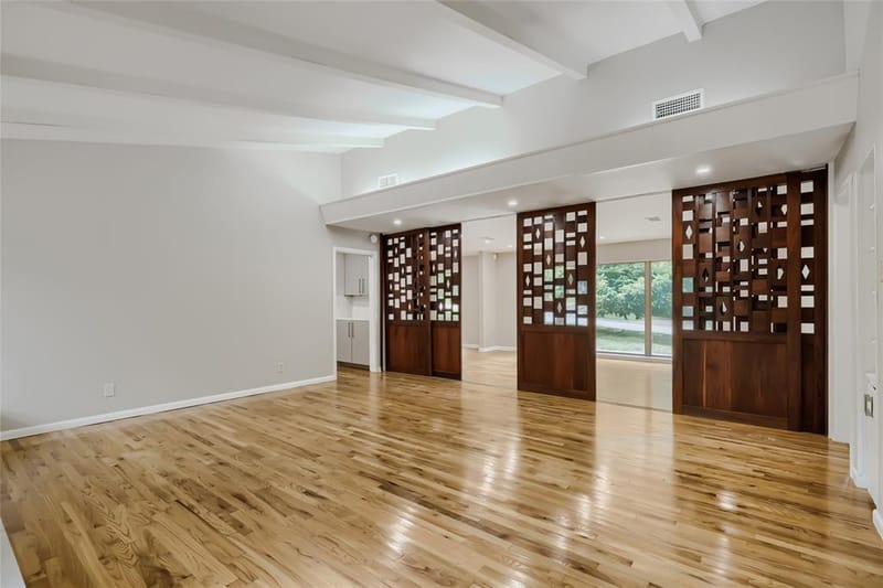 6606 Stonebrook Circle, Dallas TX 75240 - Photo 9
