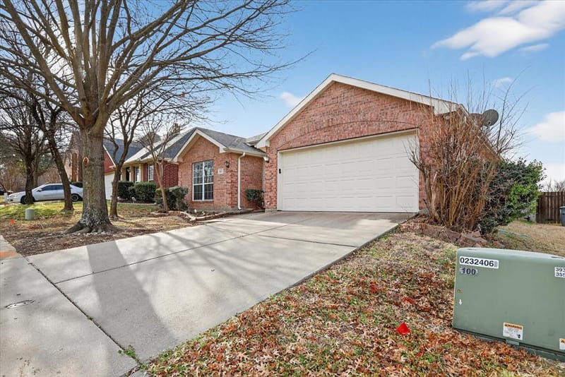8417 Romanway Drive, Dallas TX 75249 - Photo 2