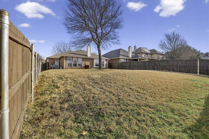 8417 Romanway Drive, Dallas TX 75249 - Photo 36