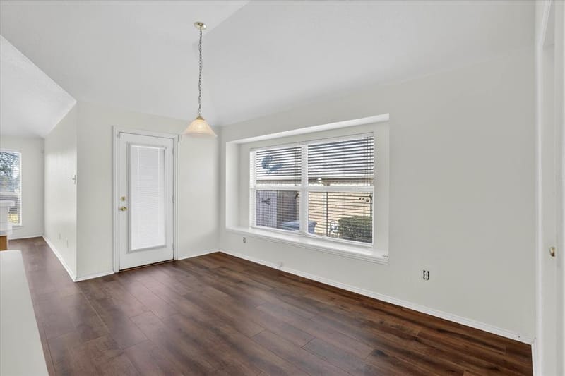 8417 Romanway Drive, Dallas TX 75249 - Photo 20