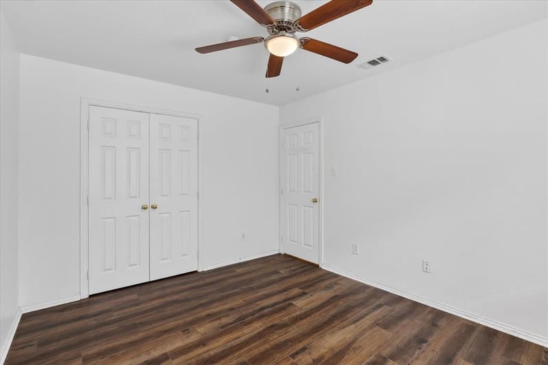 8417 Romanway Drive, Dallas TX 75249 - Photo 9