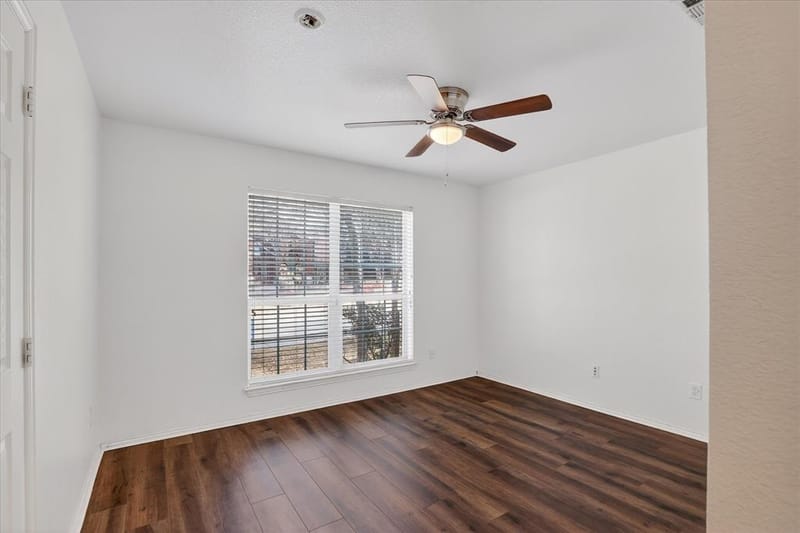 8417 Romanway Drive, Dallas TX 75249 - Photo 10