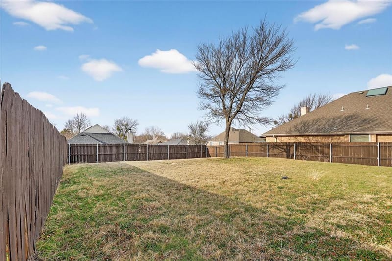 8417 Romanway Drive, Dallas TX 75249 - Photo 33