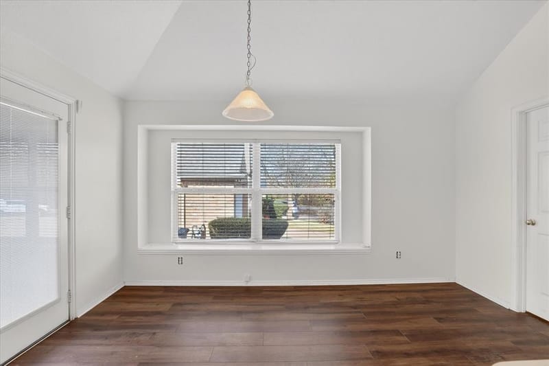 8417 Romanway Drive, Dallas TX 75249 - Photo 19