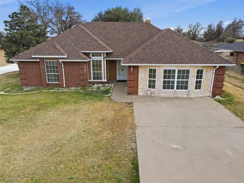 3917 Country Meadows Circle, Granbury TX 76049 - Photo 32