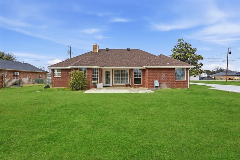 3917 Country Meadows Circle, Granbury TX 76049 - Photo 31