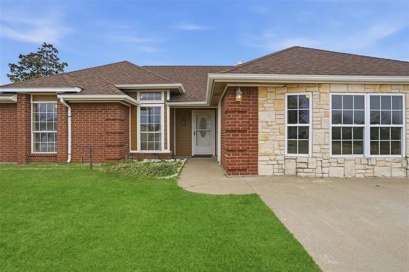 3917 Country Meadows Circle, Granbury TX 76049 - Photo 25