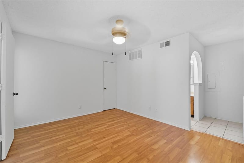 2310 Bamboo Drive # J207, Arlington TX 76006 - Photo 13