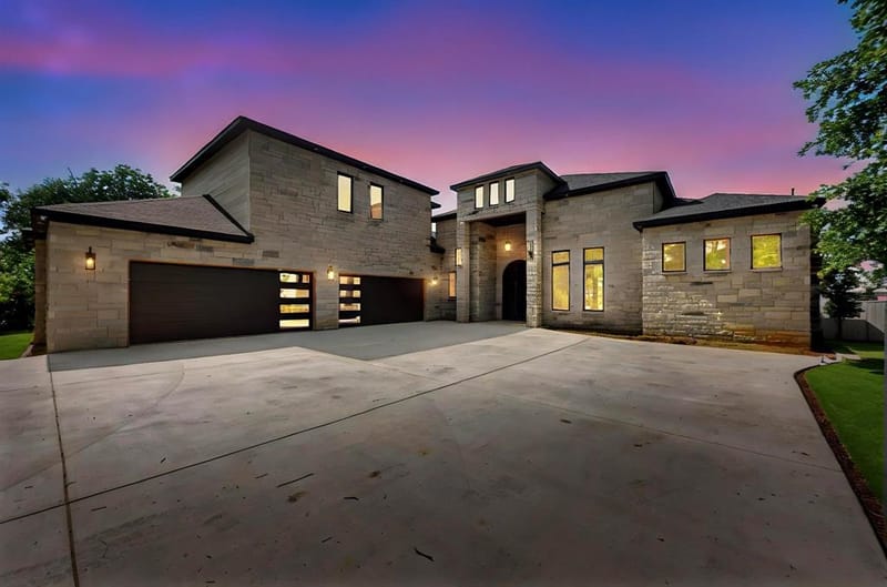 8743 Southern Shore Court, Kemp TX 75143
