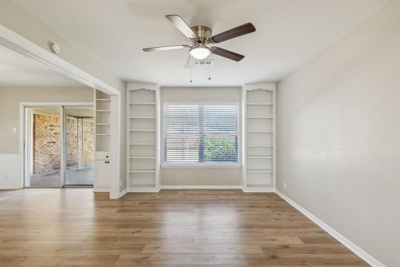 805 La Salle Drive, Sherman TX 75090 - Photo 3