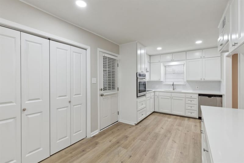 1407 Robin Drive, Sherman TX 75092 - Photo 8