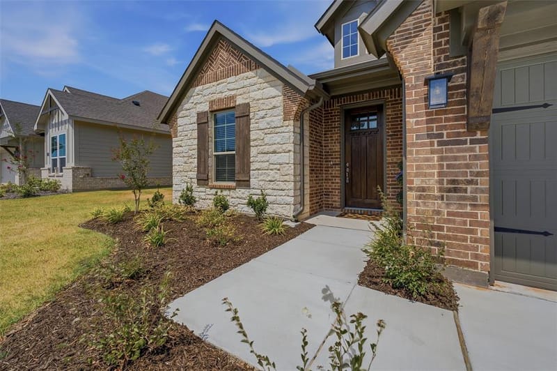 1229 Sabine River Lane, Springtown TX 76082 - Photo 5