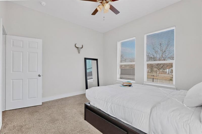 2015 Volga Avenue, Dallas TX 75216 - Photo 27