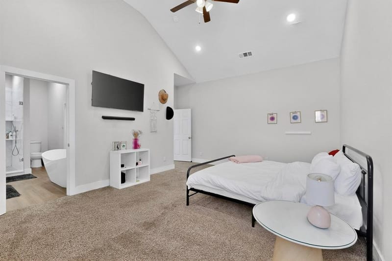 2015 Volga Avenue, Dallas TX 75216 - Photo 17
