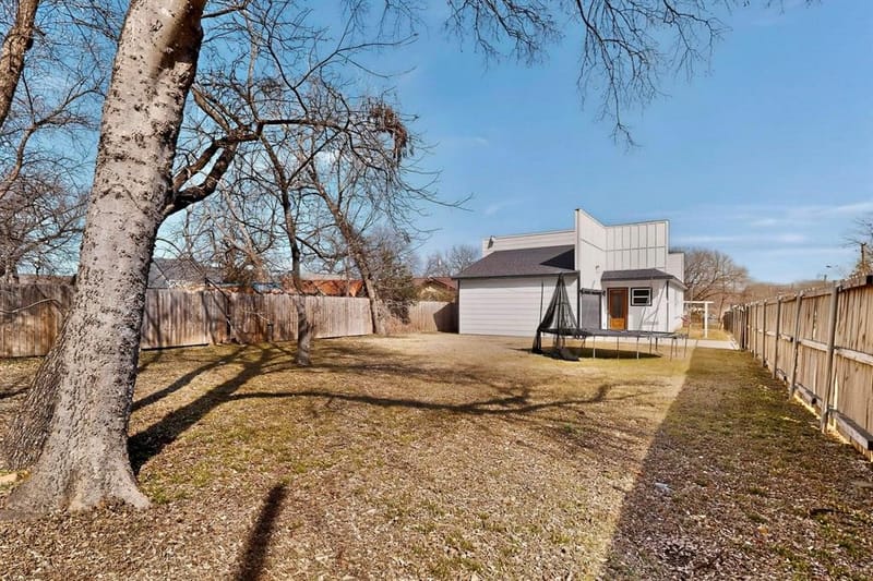 2015 Volga Avenue, Dallas TX 75216 - Photo 37