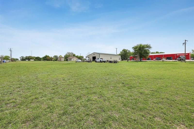 2011 Miller Road, Melissa TX 75454 - Photo 10
