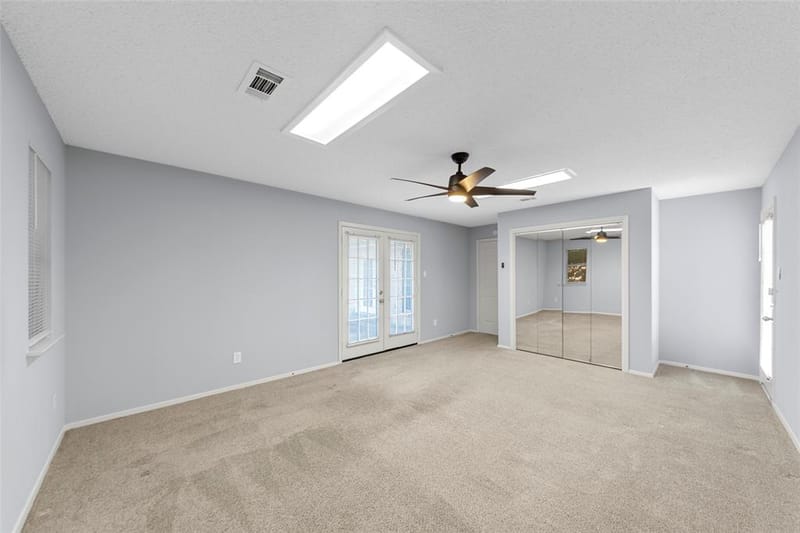 2827 Cross Timbers Drive, Irving TX 75060 - Photo 17