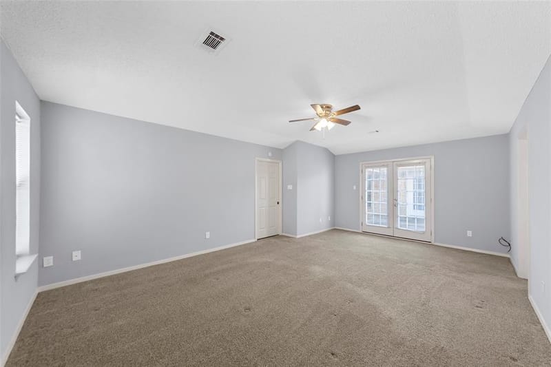 2827 Cross Timbers Drive, Irving TX 75060 - Photo 12