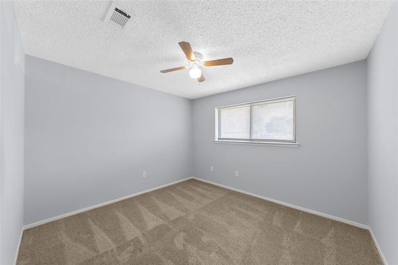 2827 Cross Timbers Drive, Irving TX 75060 - Photo 22