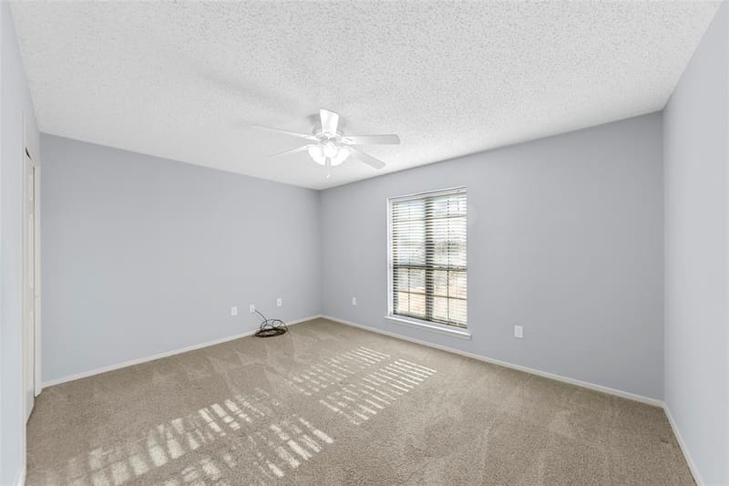 2827 Cross Timbers Drive, Irving TX 75060 - Photo 20
