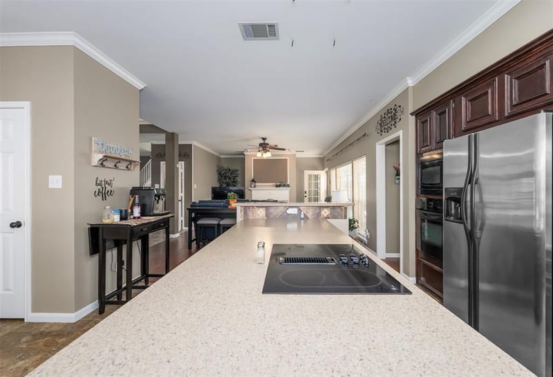 8525 Castle Creek Road, North Richland Hills TX 76182 - Photo 12