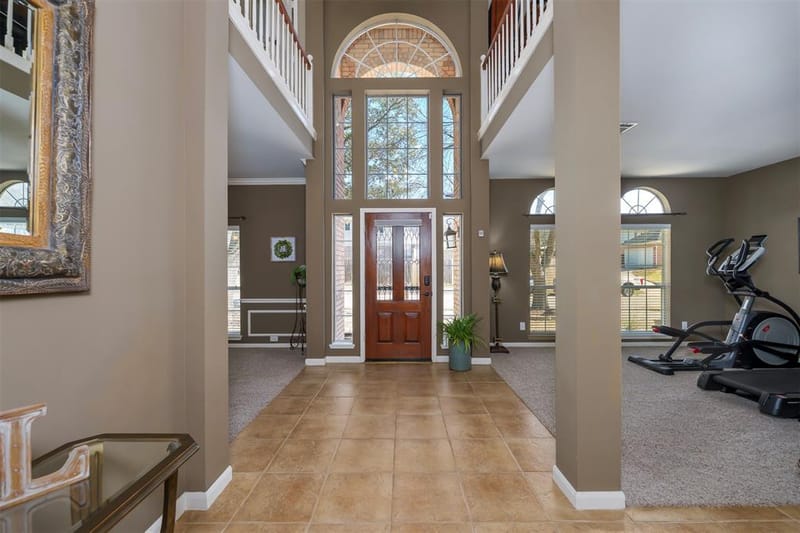 8525 Castle Creek Road, North Richland Hills TX 76182 - Photo 7
