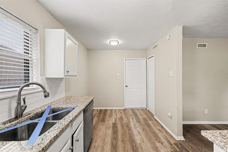 4010 Mayflower Drive, Garland TX 75043 - Photo 9