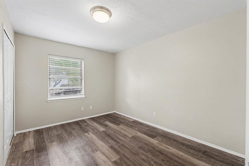 4010 Mayflower Drive, Garland TX 75043 - Photo 14