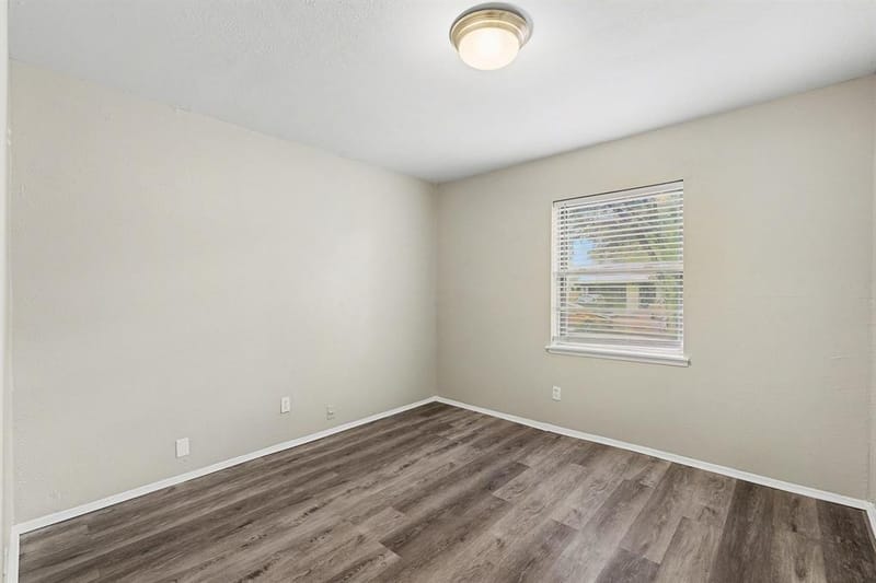 4010 Mayflower Drive, Garland TX 75043 - Photo 15
