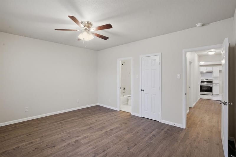 936 E Ramsey Avenue, Fort Worth TX 76104 - Photo 6