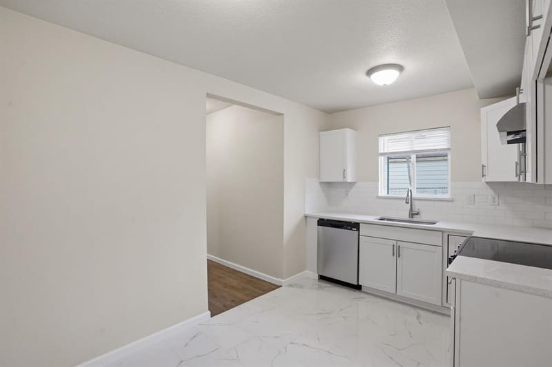 936 E Ramsey Avenue, Fort Worth TX 76104 - Photo 8