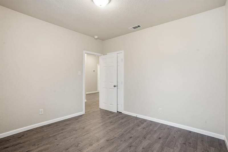 936 E Ramsey Avenue, Fort Worth TX 76104 - Photo 21