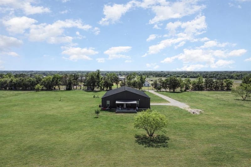 4181 County Road 2206, Greenville TX 75402 - Photo 17
