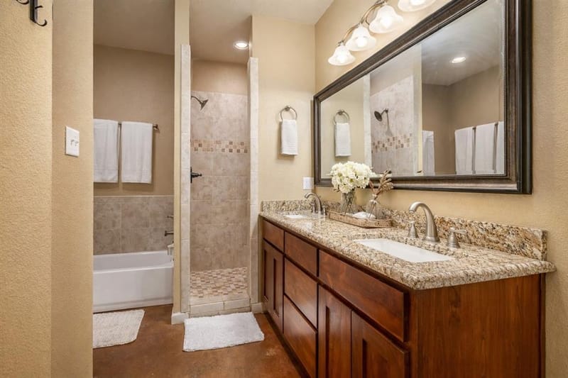 4181 County Road 2206, Greenville TX 75402 - Photo 11