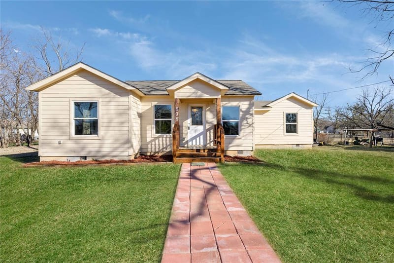 535 Hurt, Dublin TX 76446