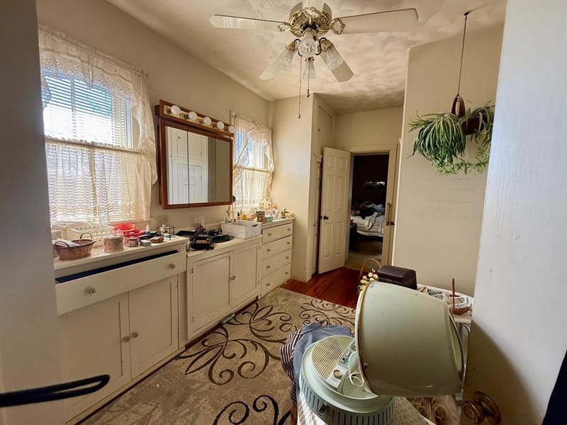 203b N Rockwall Avenue, Terrell TX 75160 - Photo 18
