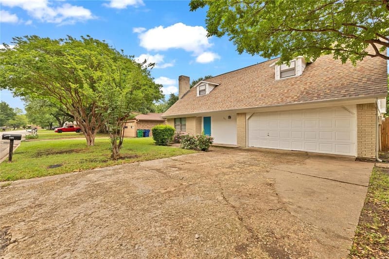 205 San Jacinto Court, Waxahachie TX 75165