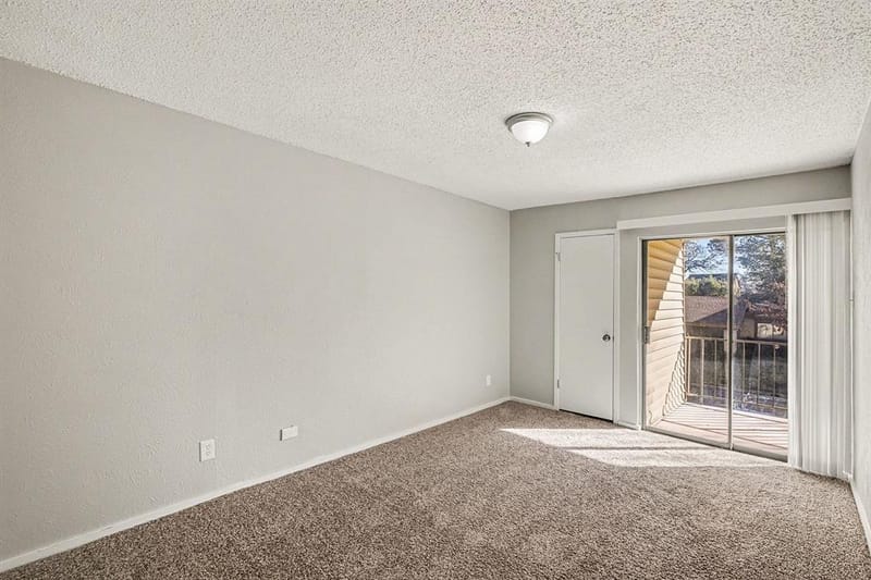 1606 Hawthorne Drive, Arlington TX 76012 - Photo 15