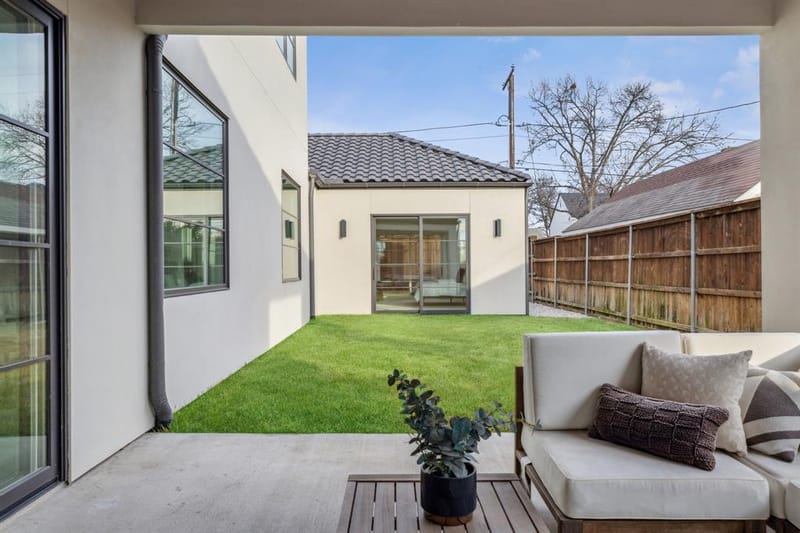 7526 Kenwell Street, Dallas TX 75209 - Photo 16
